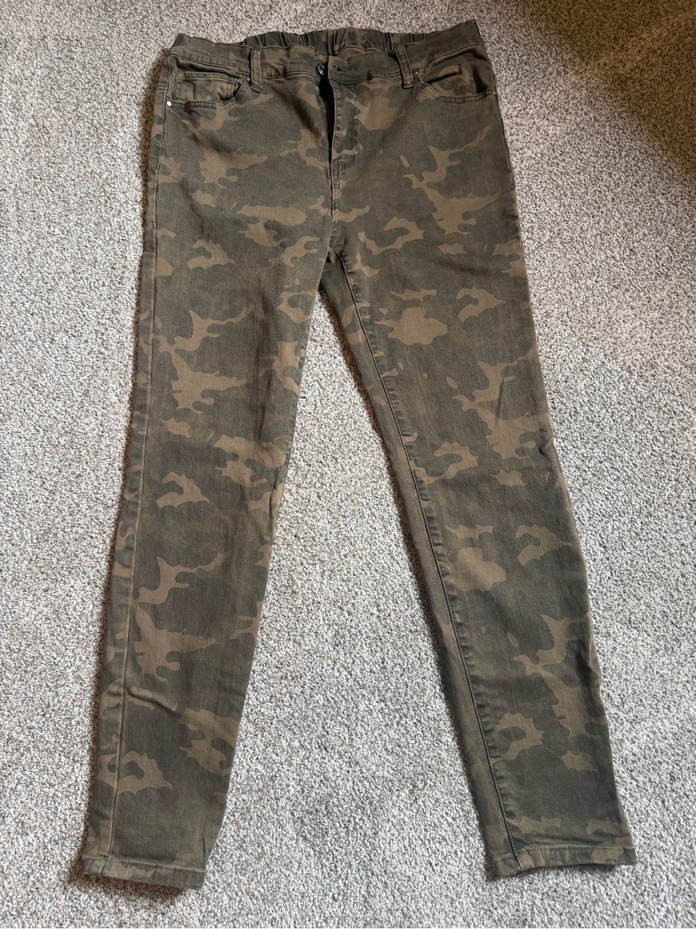 Grace & Lace Women's Camo Skinny Jeggings - camo